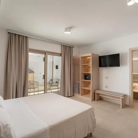 Hotel Margaida Boutique & 4*