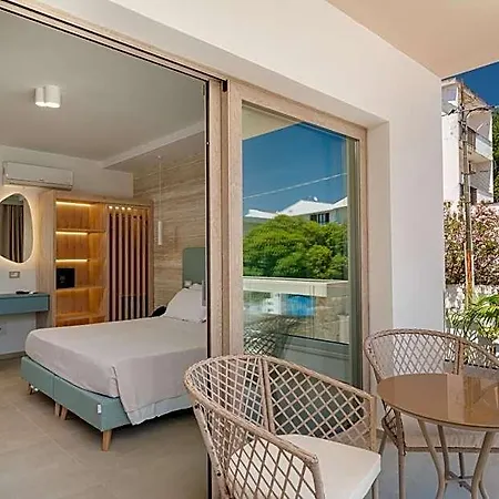 Hotel Margaida Boutique & 4*